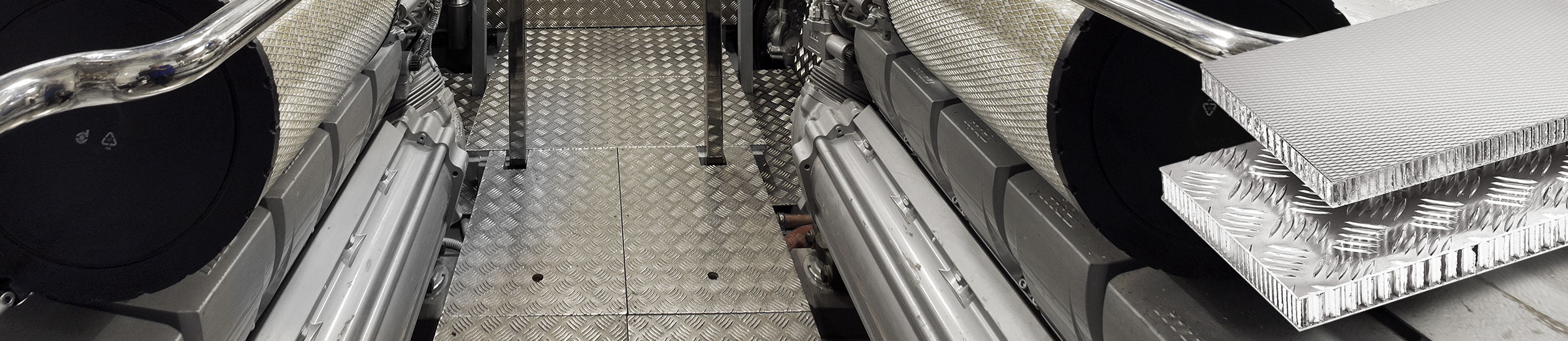 Pavimenti tecnici per sale macchine o pavimenti flottanti rigidi e perfettamente calpestabili come i pavimenti normali. Customizzabili come solo CEL sa fare